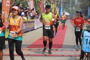 BIB: 47147
                            <button type="button" onclick="openModal(8249973)" class="btn btn-primary btn-sm float-right btn-popup" data-toggle="modal" data-target=".modal-high-quality">
                        <i class="fas fa-shopping-cart"></i> Add to Cart
                    </button>
                                            <button type="button" onclick="isThisMe(8249973, true)" class="btn btn-success btn-sm float-right btn-popup btn-isme hidden" data-toggle="tooltip" data-placement="bottom" title="นี่คือรูปของคุณใช่ไหม คลิกที่นี่เพื่อเอาเข้าอัลบั้ม">
                        <i class="fas fa-plus"></i> Add to album
                    </button>
                    <button type="button" onclick="isThisMe(8249973, false)" class="btn btn-warning btn-sm float-right btn-popup btn-isnotme hidden">
                        <i class="fas fa-ban"></i> Remove from album
                    </button>